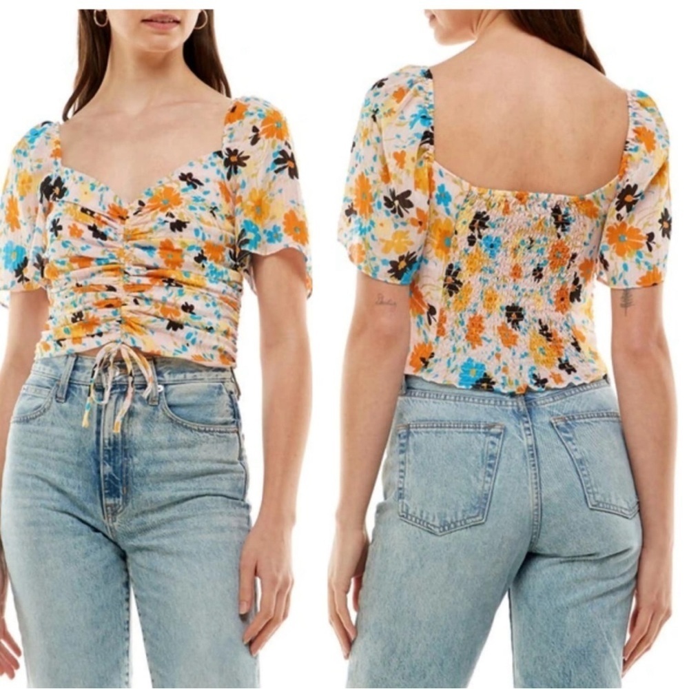 WAYF Floral Cap sleeve Cropped Top
